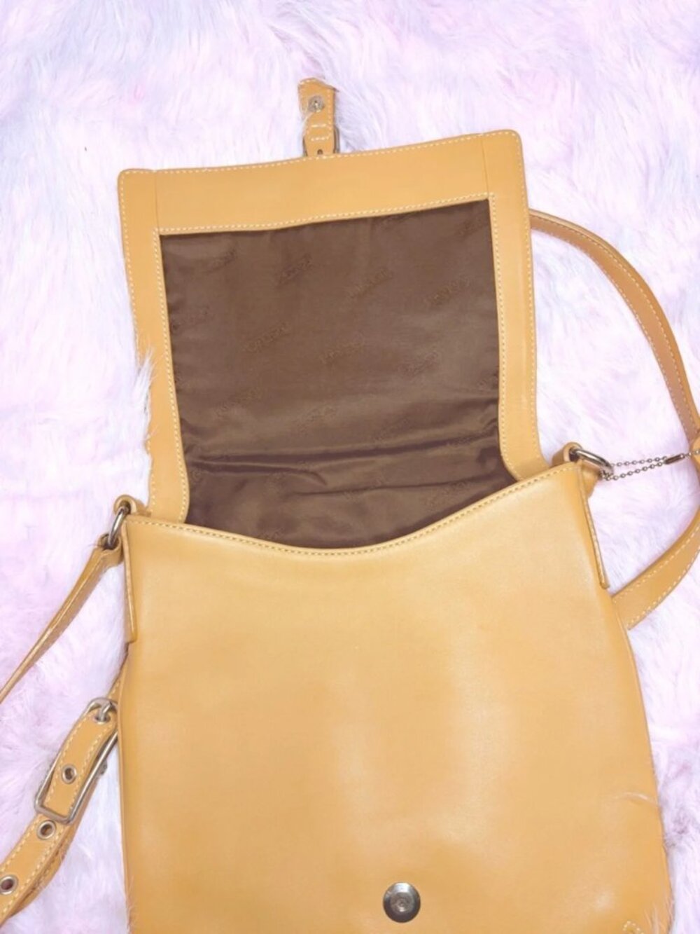 Coach Legacy Slim Vintage Glove Tanned Leather Flap Crossbody -#L33-9592 - Picture 3 of 17